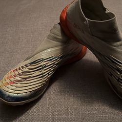 Adidas Predator Edge.1 TF 'Al Rihla Pack' turf soccer shoes in Cloud White/Solar Yellow/Power Blue