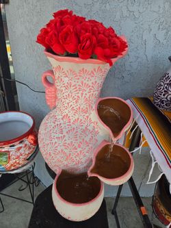 Fuente y florero al mismo tiempo($150)