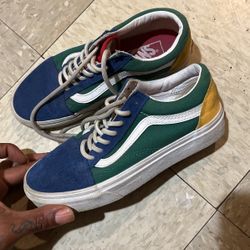 Vans 