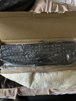 Amazon Full Size Wired keyboard