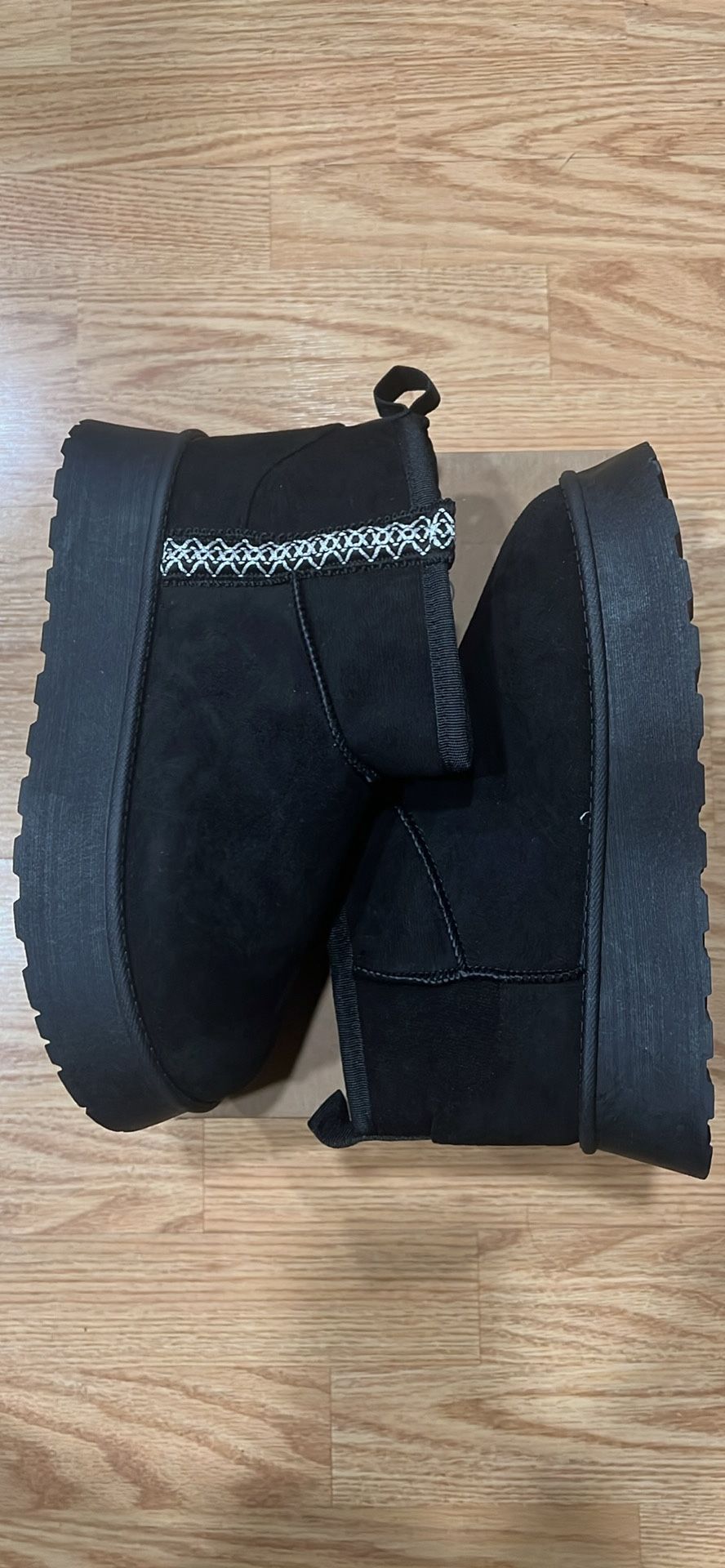 Platform Boot Size 8 Women’s