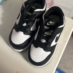  Baby Nike Shoes. 7.5