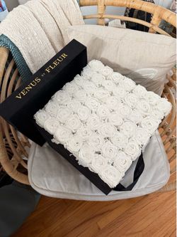 Venus et Fleur Large Square Eternity Rose Arrangement White roses in black suede hat box Luxury preserved roses / designer floral décor Originally $39
