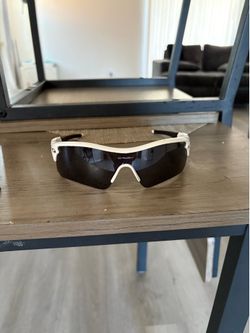 Oakley RadarLock Path sunglasses