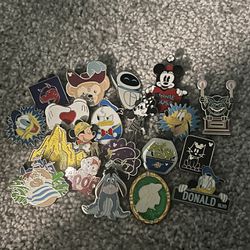 DISNEY Pins LOT 20, NO DUPLICATES, Disney Collectible Pins
