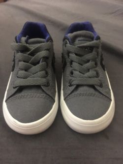Brand new grey converse size 7