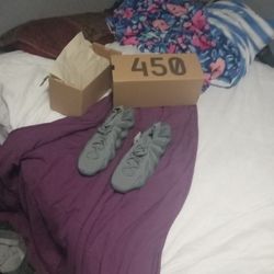 Yeezy 450  Stomar 13.5 Mens Good For Wide Feet Fits Like A 13 Ds Brand New