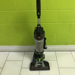 BISSELL CleanView Swivel Pet Vacuum