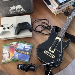 Xbox one s 500gb w/ 4 Games 