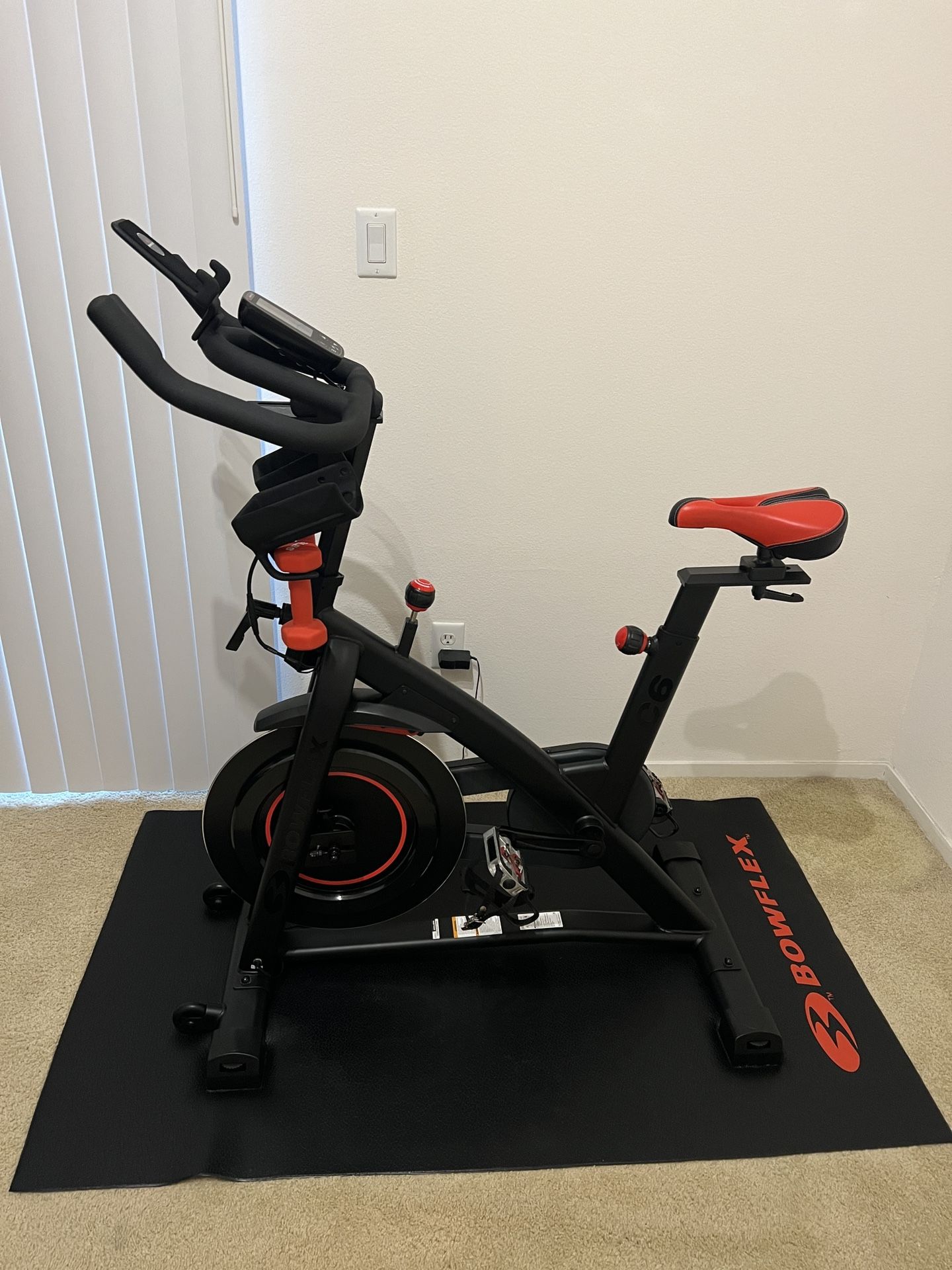 Bowflex C6 Exercise Bike With Accessories