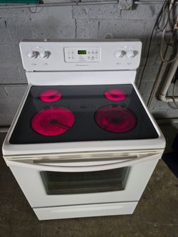 Stove Frigidaire
