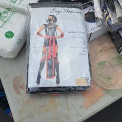 Costumes 