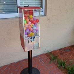 Gumball/Prize machine