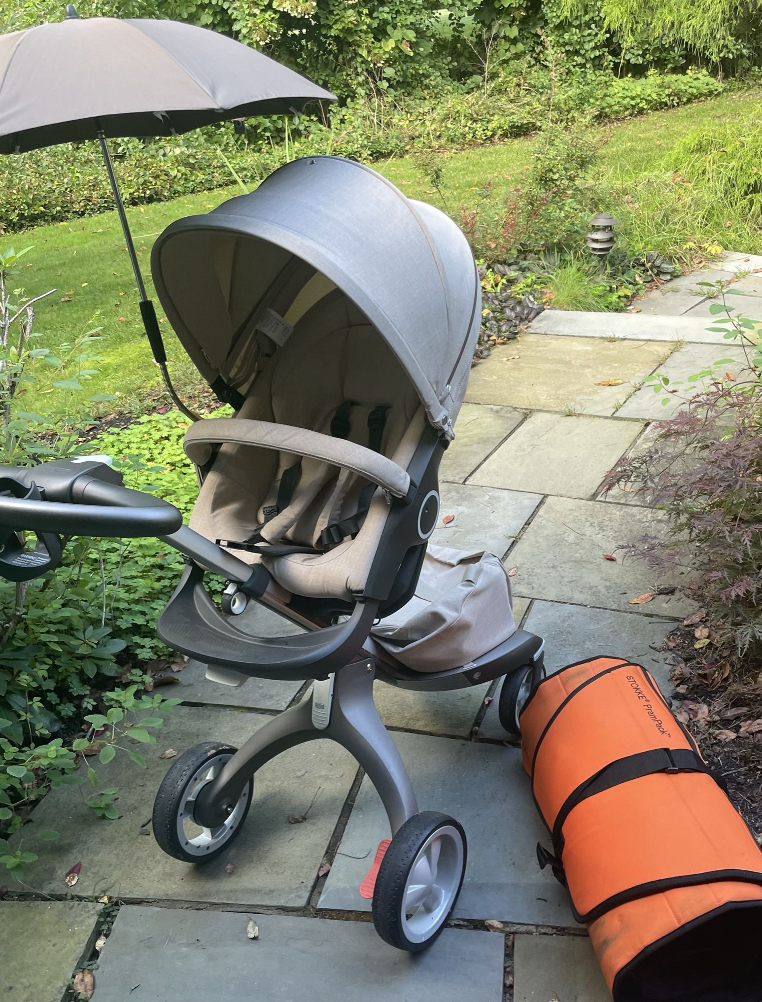 Stokke Xplory Stroller + Prampak + FREE Stokke Baby Cot