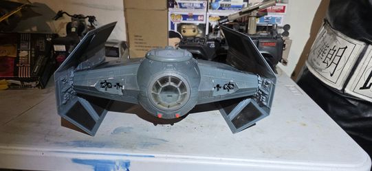 1997 Hasbro Star Wars Darth Vader's Tie Fighter
