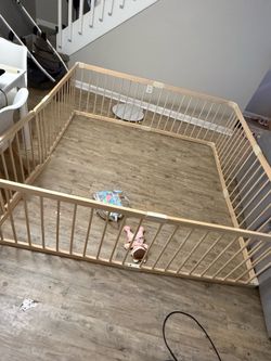 wood playpen