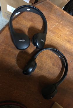 Brand new Bluetooth headphones for 2015-19 Cadillac Escalade