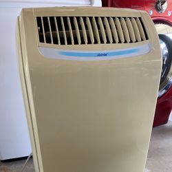 Portable AC By Toyotomi