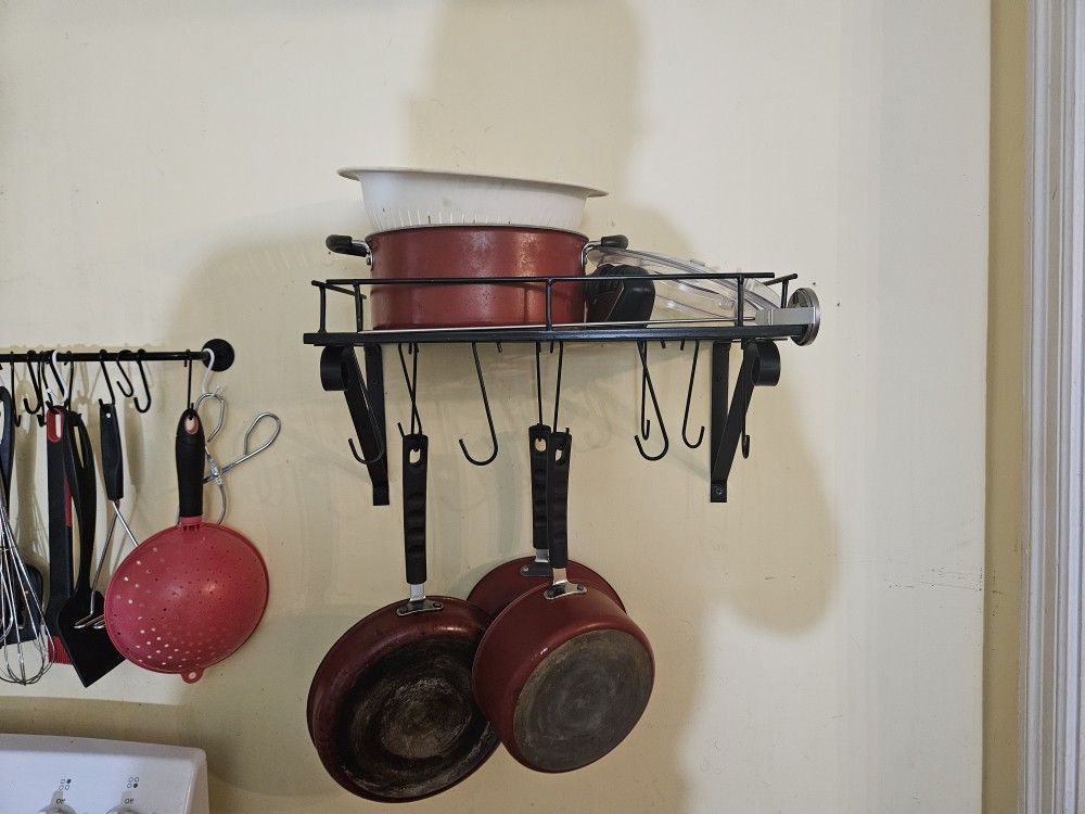 Kitchen Shelves And Racks