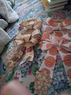 Bows for art work