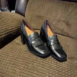 Women’s Black Heels Size 7 Only Used 1 Time