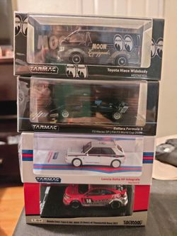 Tarmac Works 1/64