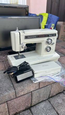 Kenmore vintage sewing machine model 158