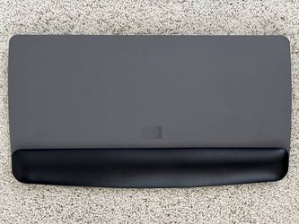3M Gel Wrist Rest with Platform for Keyboard