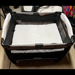 Graco Pack play 