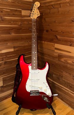 1999 Fender ST-72 Stratocaster Reissue MIJ - Candy Apple Red