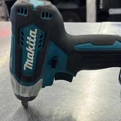 Makita Impact Wrench 