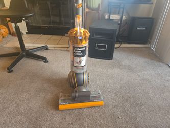 Dyson BALL USED NEEDS REPAIR