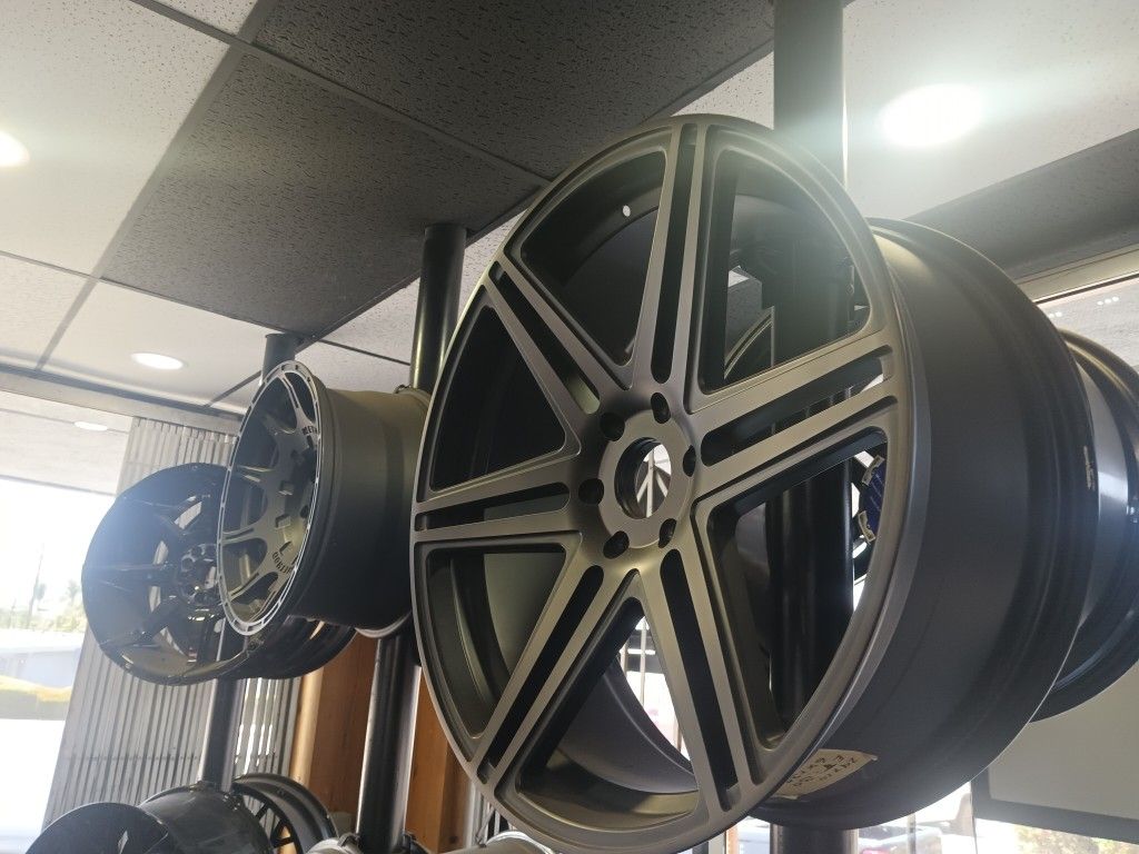 17 18 19 wheels available