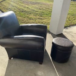Leather Arm Chair With Storage Ottomans 