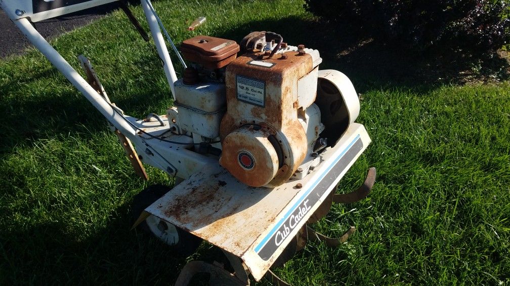 CUB CADET 5HP 25" FRONTINE TILLER