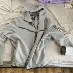 Nike Tech Sweater