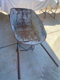 Wheel barrow