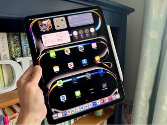 Apple iPad 13 Pro WiFi + cellular  unlocked with Apple Pencil like new
