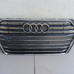 2017-2018-2019- Audi A4 S4 Quattro Front Grille With Emblem Oem Used