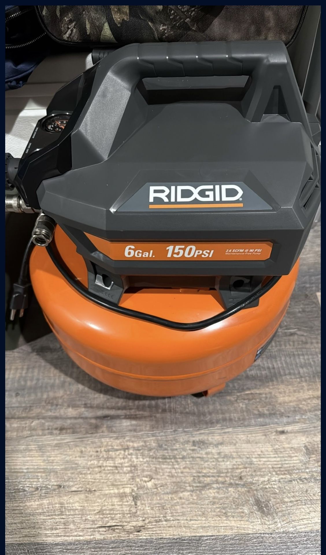 Rigid Air Compressor 6- Gallon