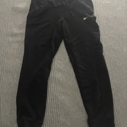 Reebok black sweatpants sweats Medium