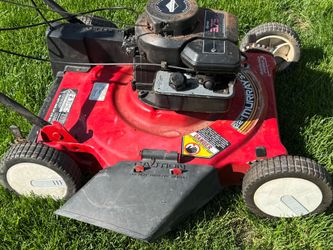 Murray Power Propelled Mower 3.75hp w/22”Cut. Runs And Mows Nice