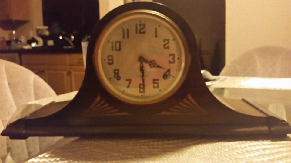 Plymouth Vintage Mantel Clock