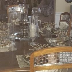 Dining Table And 6 Chairs 