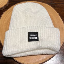 New Never Worn June Shine Beanie 