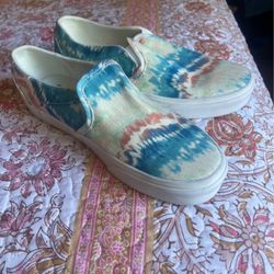 Vans Women’s  Tie Dye Slip-ons
