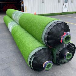 New Synthetic Turf 15’x40’