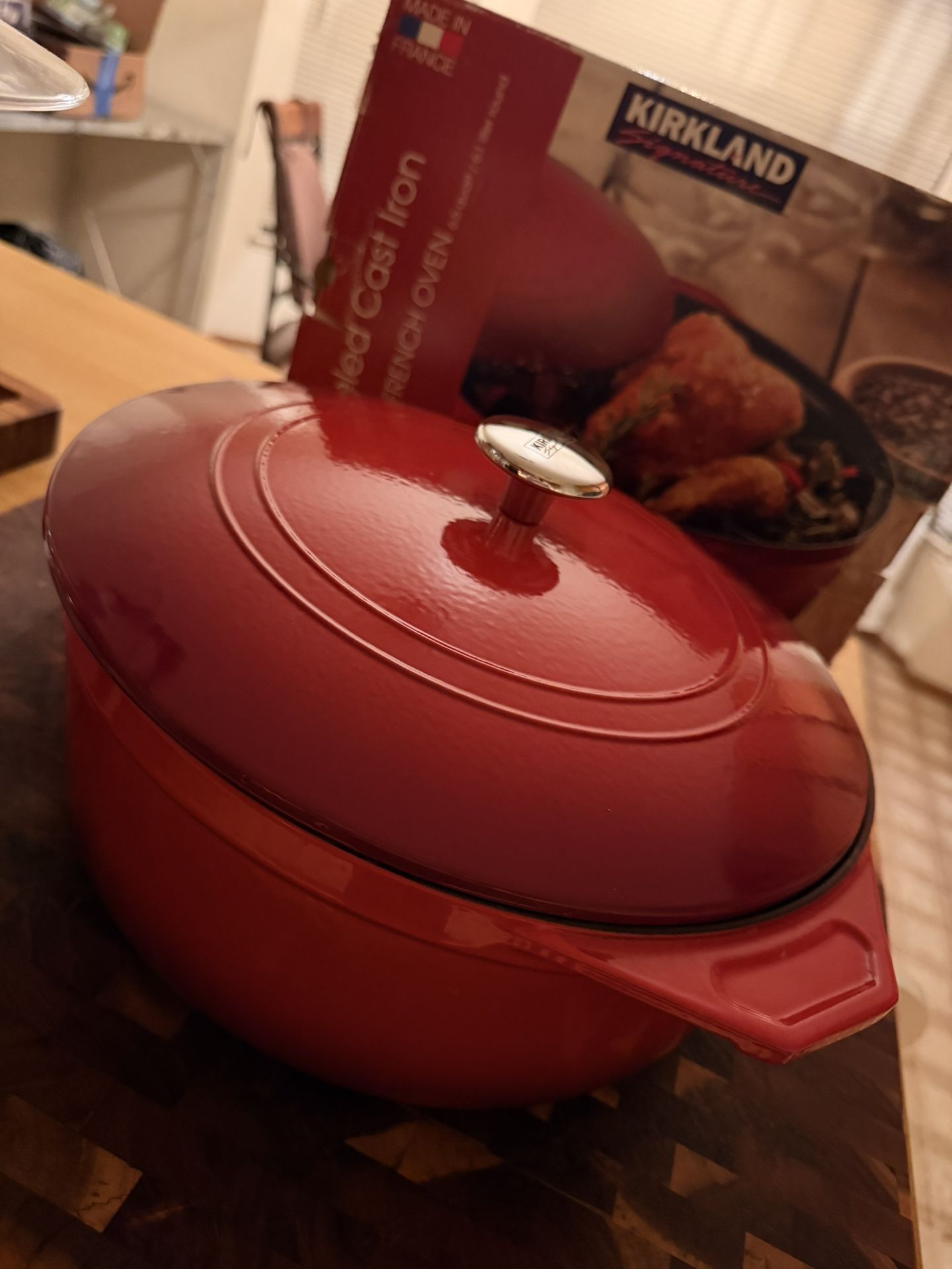 Kirkland Signature Enameled Cast Iron French Oven 6.5Qt