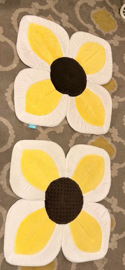2 Baby Blooming Flower Bath Mats