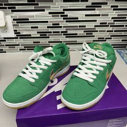 Lucky Green Nike Dunks